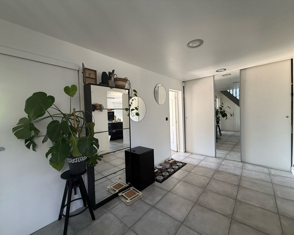 Vente Maison Charmante maison familiale avec piscine - 4 Chambres dont 2 RDC- Viels Maisons (02) La ferte sous jouarre