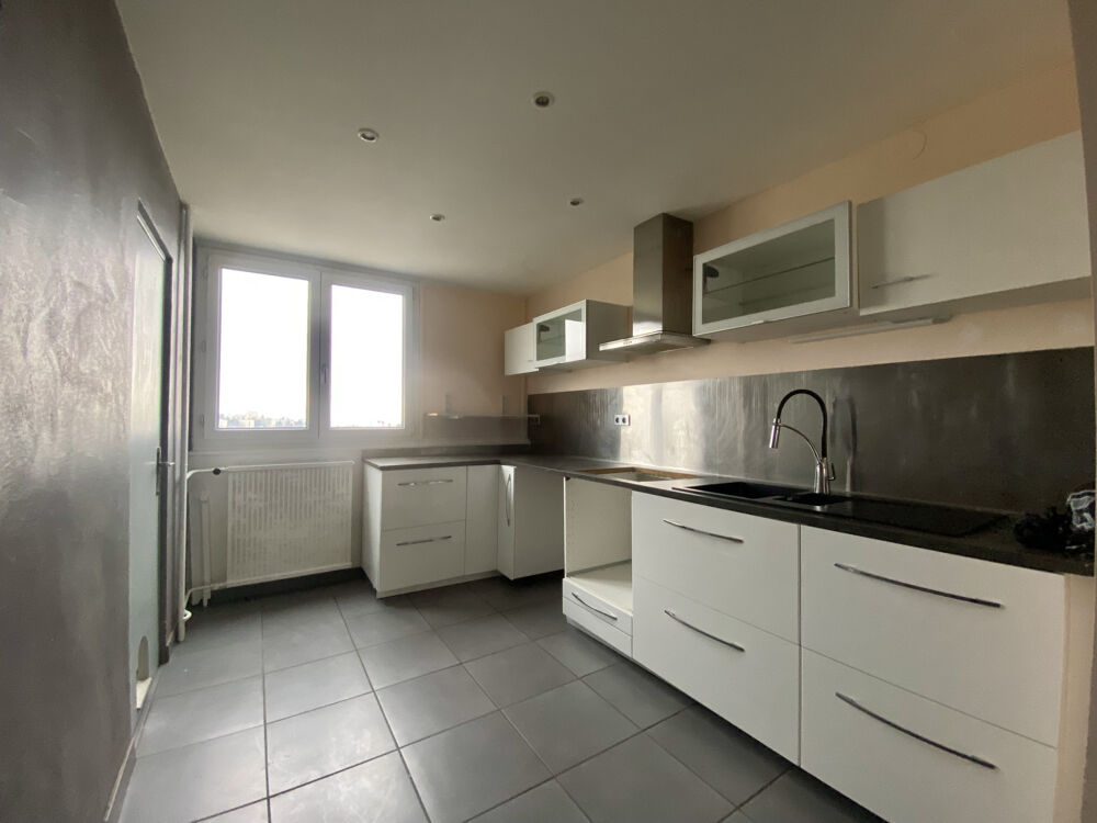 Vente Appartement Appartement T4 de 93m2 rénové - La Métare St etienne