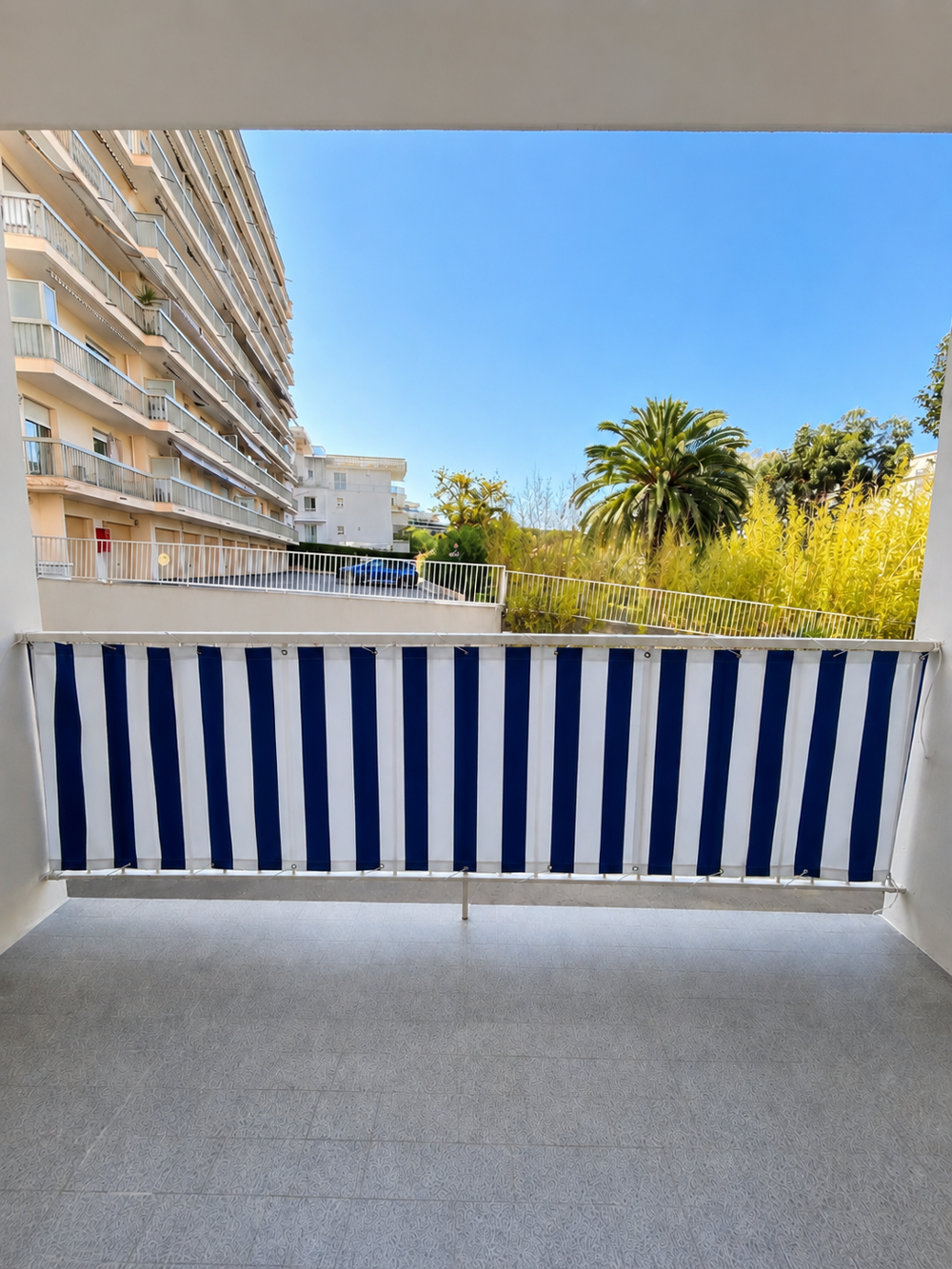 Vente Appartement 4 PIÈCES 70 M2   3 CHAMBRES   2 BALCONS/TERRASSES   CALME ABSOLU   AU COEUR D ANTIBES Antibes