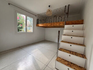  Appartement à louer 3 pièces 83 m²