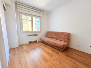 Vente Appartement ANTIBES CENTRE   3 pièces de 71 m2 entièrement rénové, étage élevé Antibes