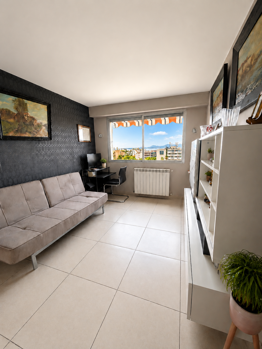 Vente Appartement ANTIBES  CHEMIN DES SABLES    3 PIECES AVEC TERRASSE + PARKING ET CAVE Antibes