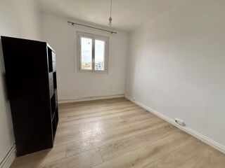  Appartement à louer 3 pièces 68 m²