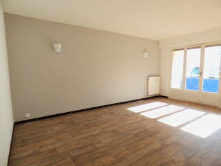  Appartement  vendre 2 pices 57 m