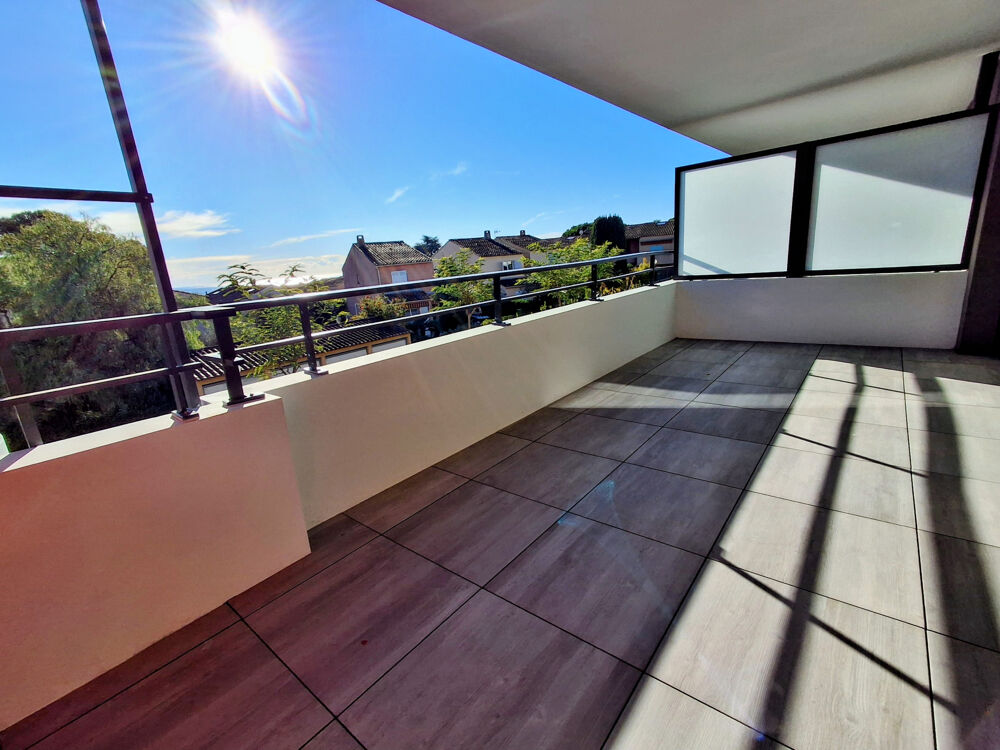 VILLENEUVE LOUBET IMMEUBLE NEUF: 2PCS + GARAGE
