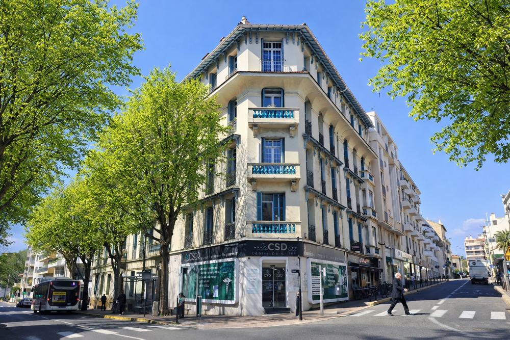 � vendre  Appartement Antibes (06600)