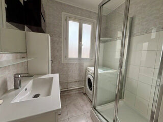  Appartement à louer 3 pièces 68 m²