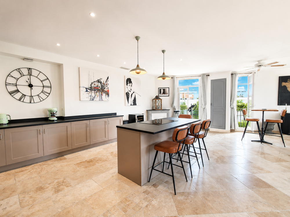 Vente Appartement A 2 pas de la PLACE DE GAULLE Antibes