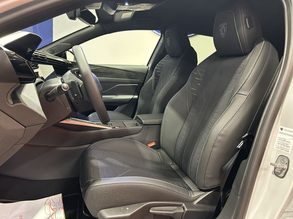 308 III Ph.2 HYBRID 145 GT **VISION 360&deg; + GPS** 2026 occasion 27300 Bernay
