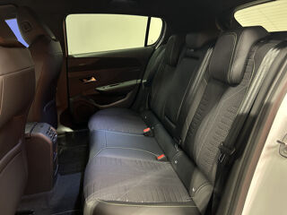 308 III Ph.2 HYBRID 145 GT **VISION 360&deg; + GPS** 2026 occasion 27300 Bernay