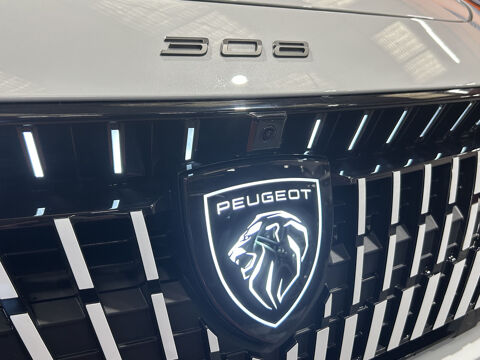 308 III Ph.2 HYBRID 145 GT **VISION 360&deg; + GPS** 2026 occasion 27300 Bernay