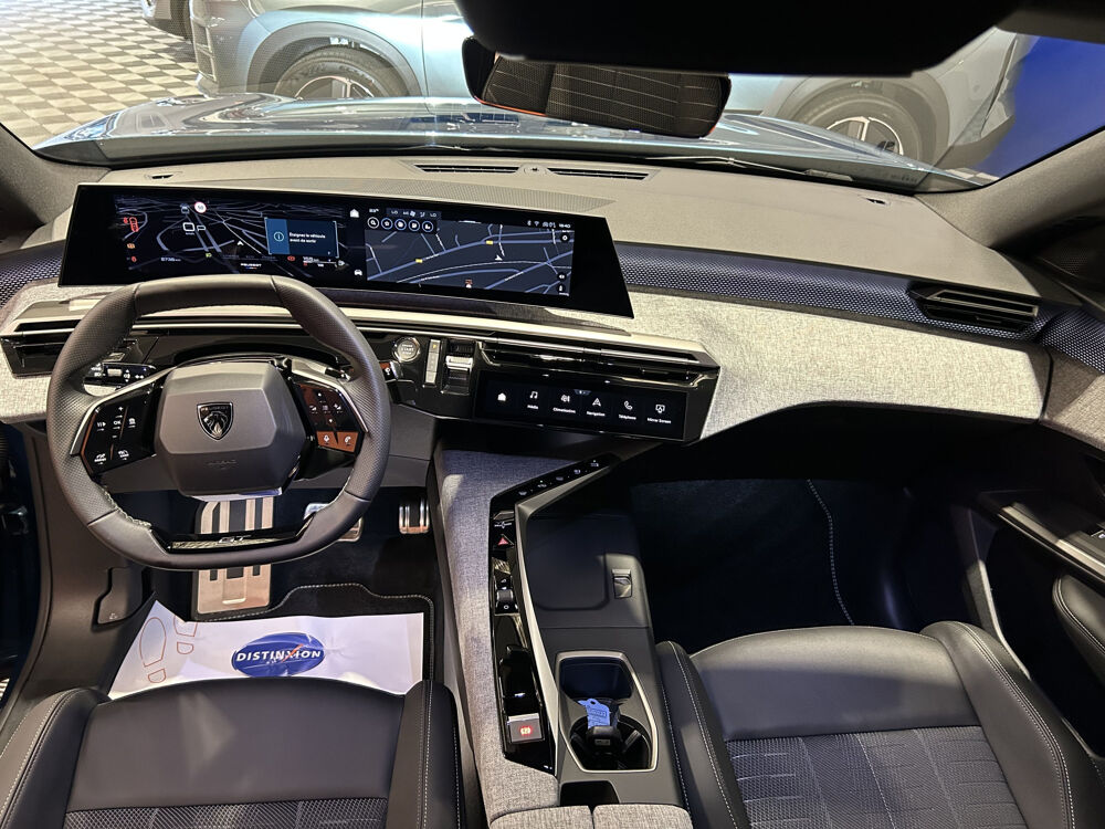3008 III HYBRID 145 e-DCS6 GT *Attelage+Pack hiver* 2025 occasion 27300 Bernay