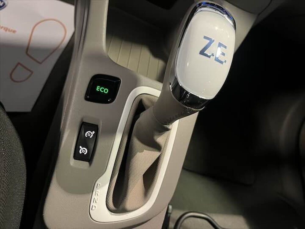 Zo&eacute; R90 LIFE 41 KWh PHASE 1 2019 occasion 83480 Puget-sur-Argens