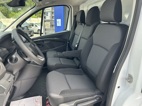 Trafic L1H1 3T Blue dCi 170 AUTO ADVANCE **PV HT = 28 317&curren;** 2025 occasion 27300 Bernay