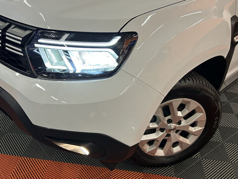 Duster BluedCi 115 4x4 EXPRESSION *SIEGES CHAUFFANTS + RADAR RECUL* 2023 occasion 27300 Bernay