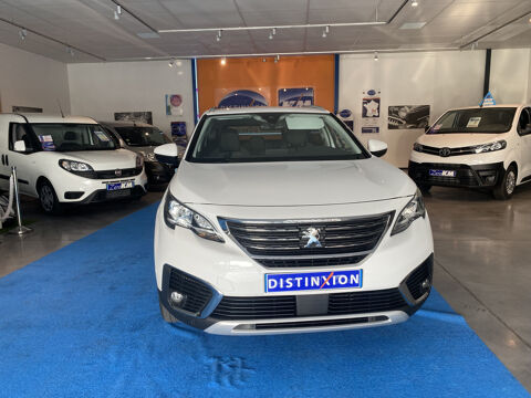 5008 II 1.5 130 ch BlueHDi ALLURE EAT8 S&S Bo&icirc;te auto 2019 occasion 83480 Puget-sur-Argens
