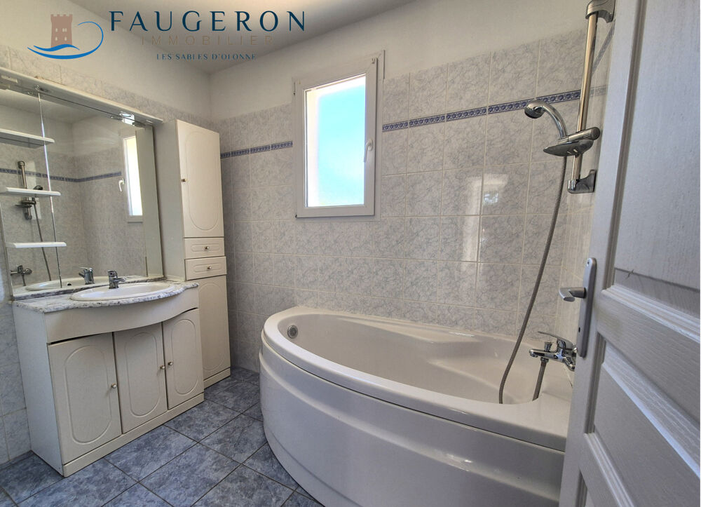 Vente Maison GROSBREUIL proche Bourg - Maison 103 m2 hab. + Terrasse & grand Jardin Grosbreuil