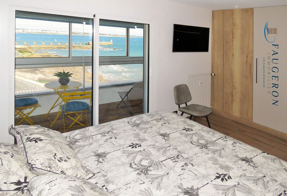 Vente Appartement LA CHAUME - Appart T3 73 m2 parfaitement rénové Face Océan Les sables d olonne
