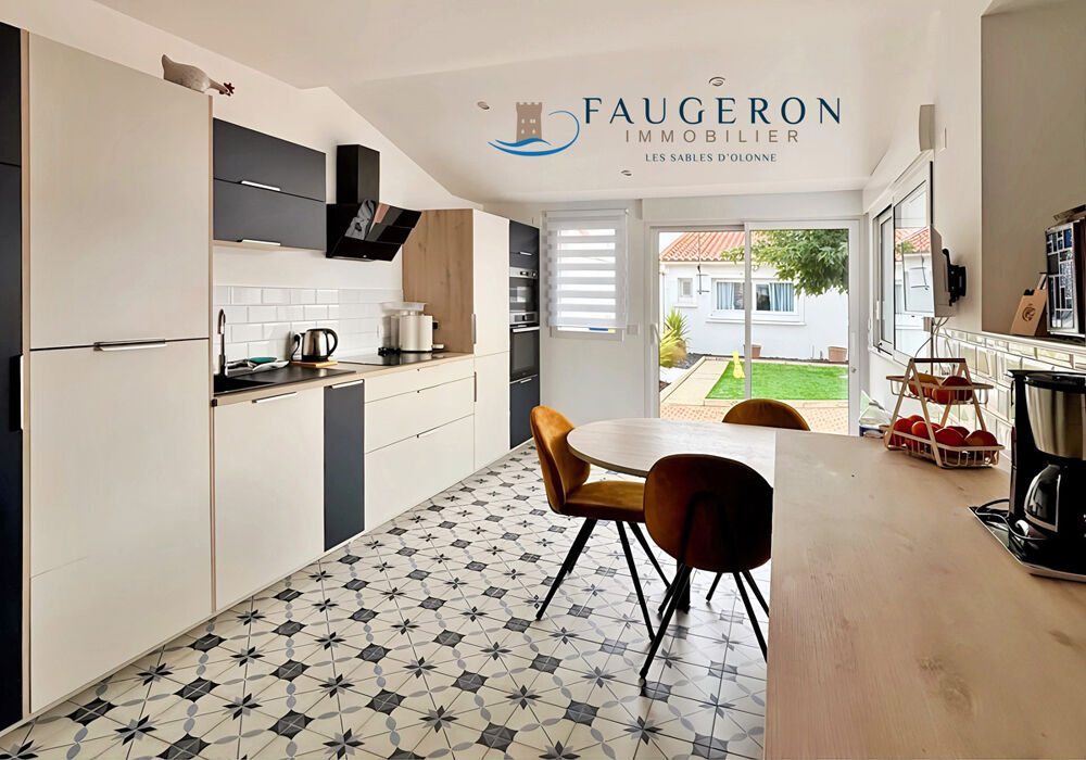 Vente Maison LA CHAUME - Accueillante Maison 104 m2 hab. plain-pied proche Quai Les sables d olonne