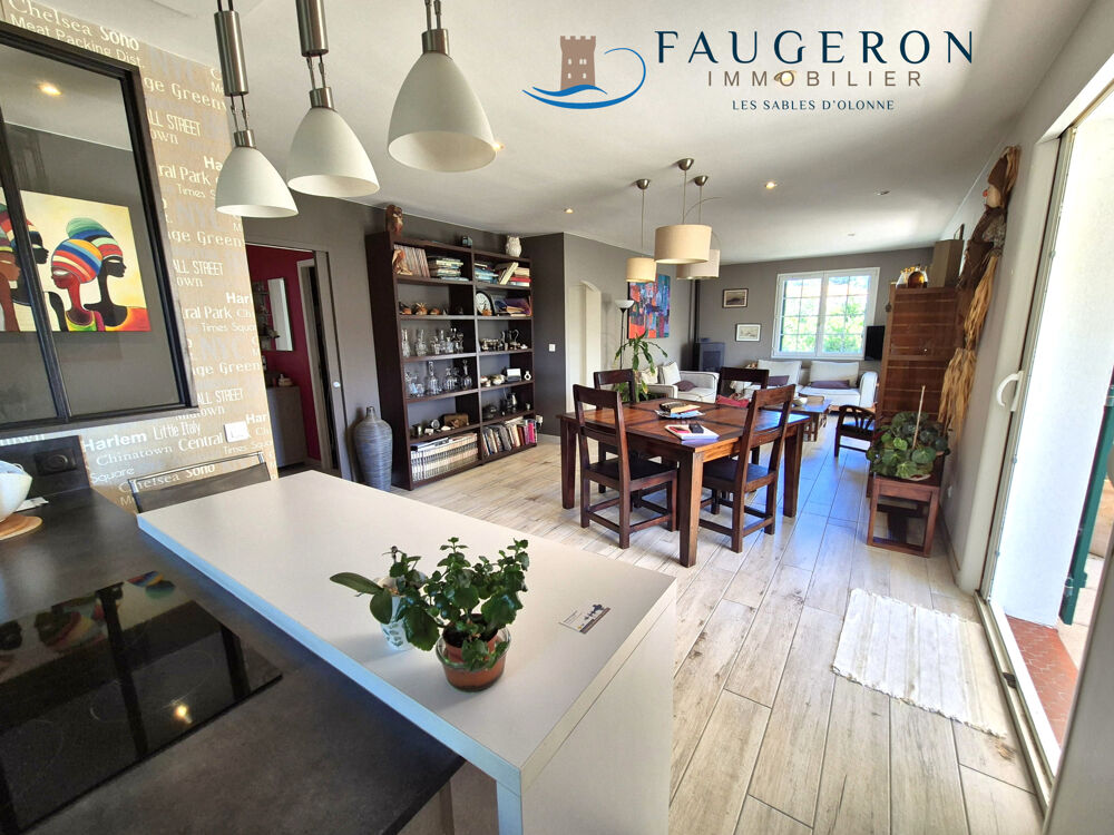 Vente Maison OLONNE Bourg - Maison de charme 98 m2 hab. + Etang privé / proche commerces Les sables d olonne