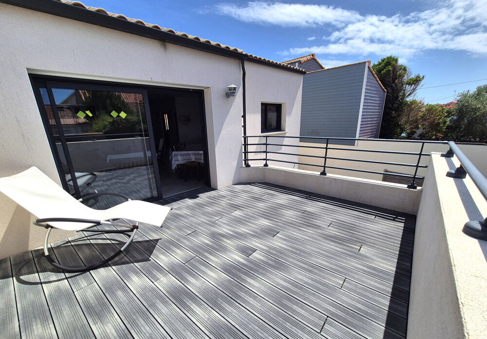 Vente Maison LA CHAUME - Maison familiale récente 156 m2 hab. proche Quai + Terrasses Jardin et Parking Les sables d olonne