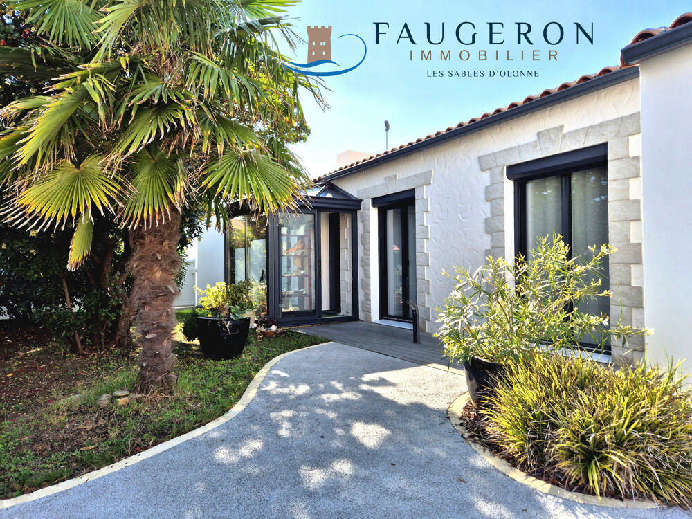 Vente Maison LES SABLES - Accueillante Maison 5 pièces + 2 Garages & Piscine Les sables d olonne