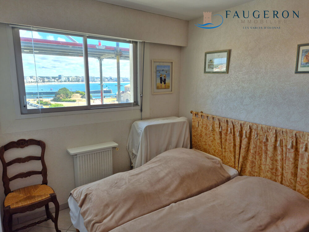 Vente Appartement LA CHAUME - Exceptionnel Appart T3 - 75 m2 hab. Face Mer Les sables d olonne