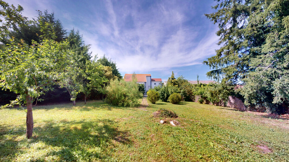 Vente Maison Maison T9 de 291 m2 avec piscine, garage et grand terrain Hinckange