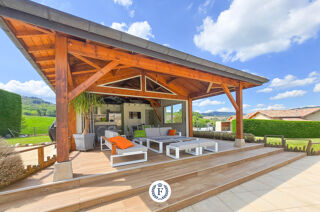  Maison � vendre 8 pi�ces 250 m�