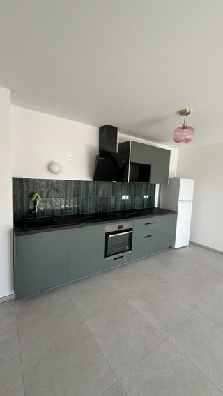 Appartement  louer 3 pices 65 m