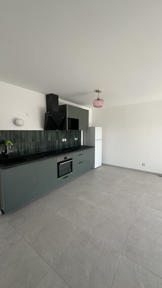  Appartement  louer 3 pices 65 m