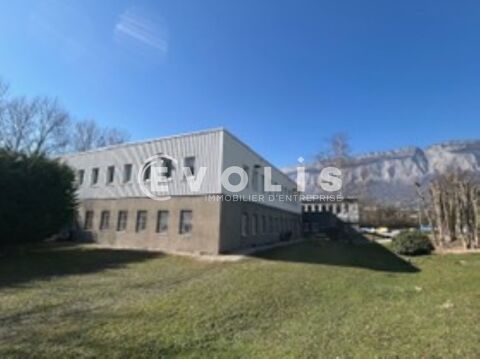   Salles blanches ISO 7 et salles grises - 2 000 m² non divisibles 