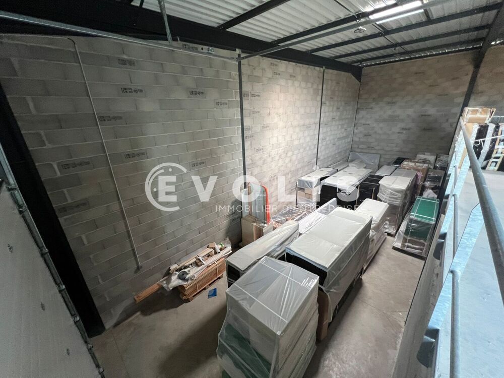   Locaux à louer ! - 214 m² non divisibles Villette d'anthon
