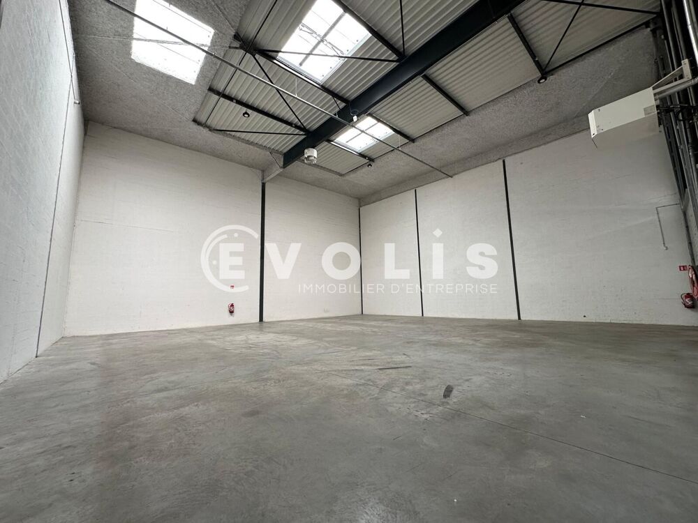   Bureaux - A LOUER - 680 m² non divisibles 
