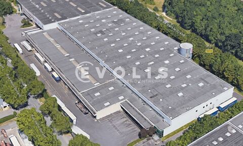   Locaux d'activité - A VENDRE - 14 624 m² non divisibles 