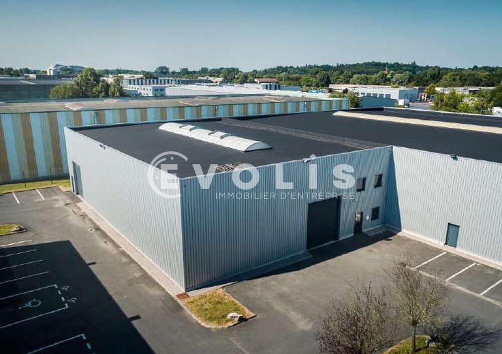   Locaux d'activité - A LOUER - 1 002 m² divisibles à partir de 360 m² Roncq
