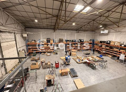   Locaux d'activité - A LOUER - 3 406 m² non divisibles 