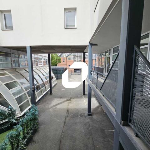 Bureaux - A LOUER - 907 m&sup2; divisibles &agrave; partir de 52 m&sup2; 11338 93210 Saint denis