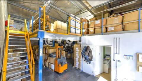   LOCAL A LOUER - 156 m² non divisibles 