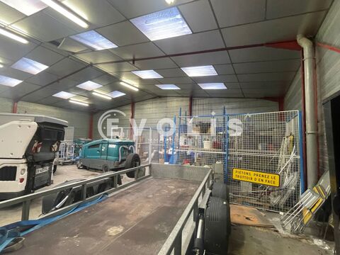 Locaux d'activit&eacute; - A LOUER - 400 m&sup2; non divisibles 3333 33560 Carbon blanc