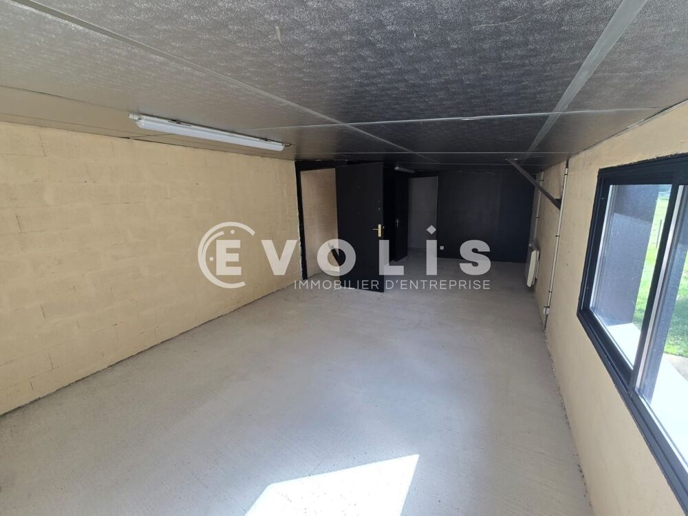  Locaux d'activité - A LOUER - 70 m² non divisibles Itteville