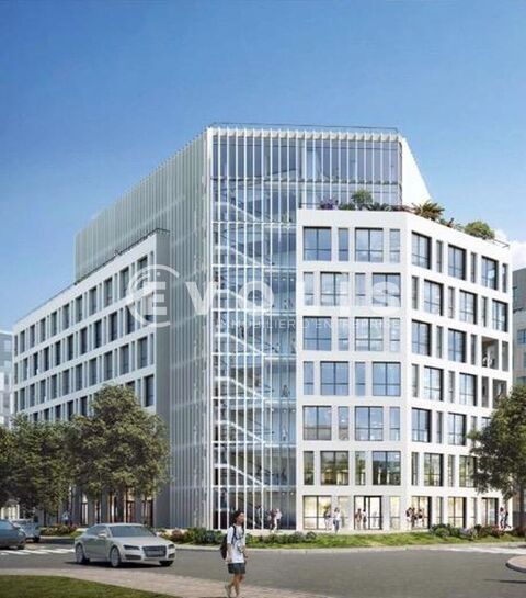   Bureaux - A VENDRE - 5 465 m² divisibles à partir de 126 m² 