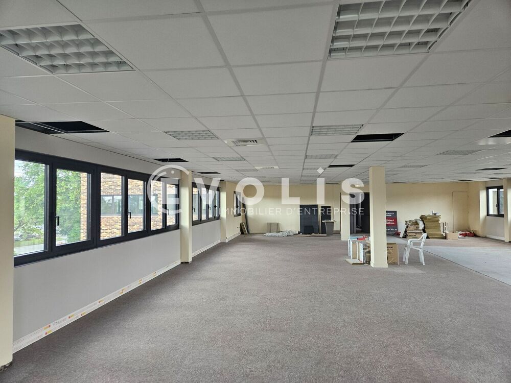   Bureaux - A LOUER - 360 m² divisibles à partir de 130 m² Les ulis