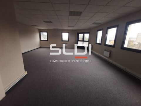 Bureaux - A LOUER - 63 m&sup2; non divisibles 1384 38070 Saint quentin fallavier