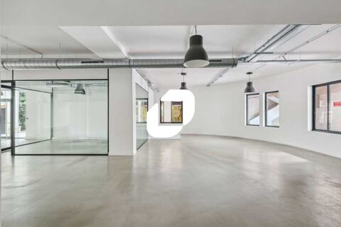 Bureaux - A VENDRE OU A LOUER - 216 m&sup2; non divisibles 2390000 75010 Paris
