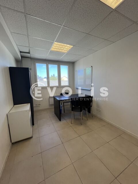   Bureaux - A LOUER - 50 m² divisibles à partir de 10 m² 