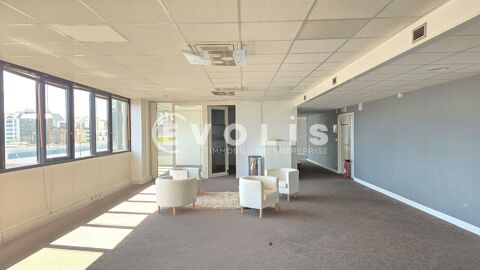   Bureaux - A LOUER - 179 m² non divisibles 