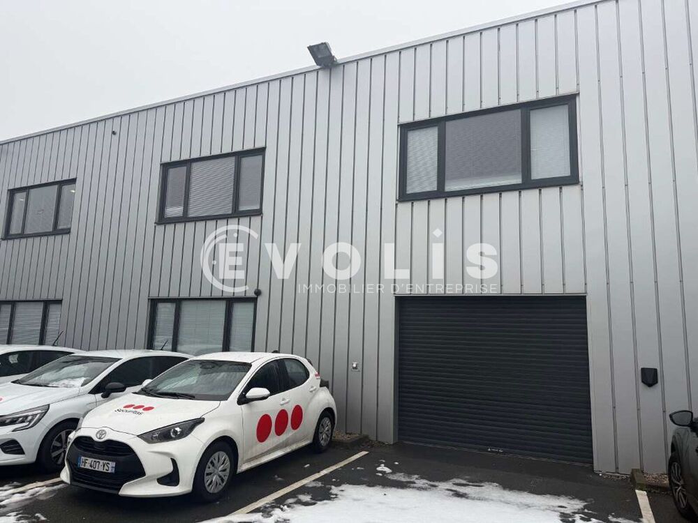   Locaux d'activité - A LOUER - 1 002 m² divisibles à partir de 360 m² Roncq