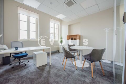   Bureaux - A LOUER - 145 m² non divisibles 