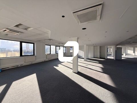 AUI PIED DU RER A - 412 m&sup2; non divisibles 5150 95000 Cergy